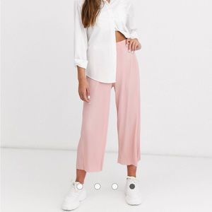 ASOS DESIGN Light Pink Petite Plisse Culotte Pants